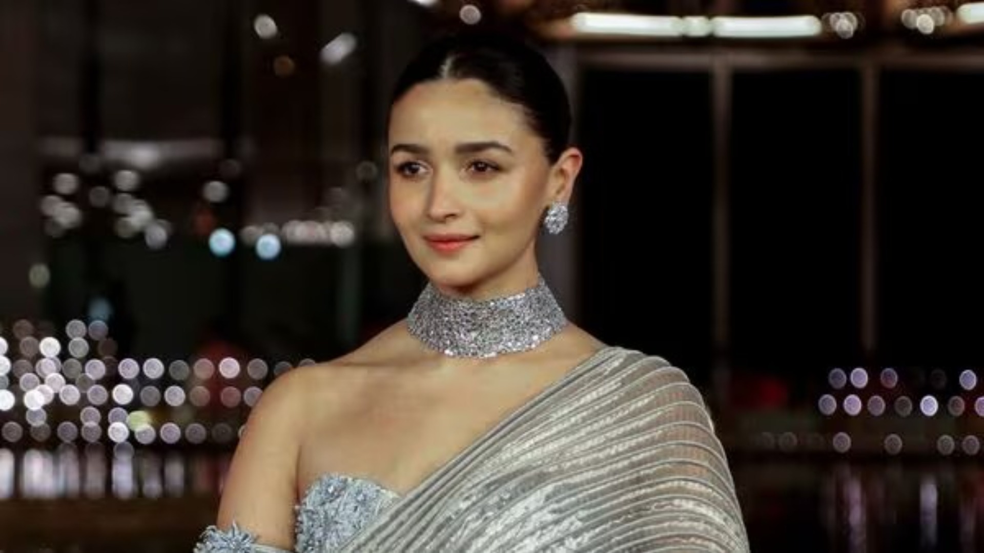 Alia Bhatt: Alia Creates History with Sixth Filmfare Award