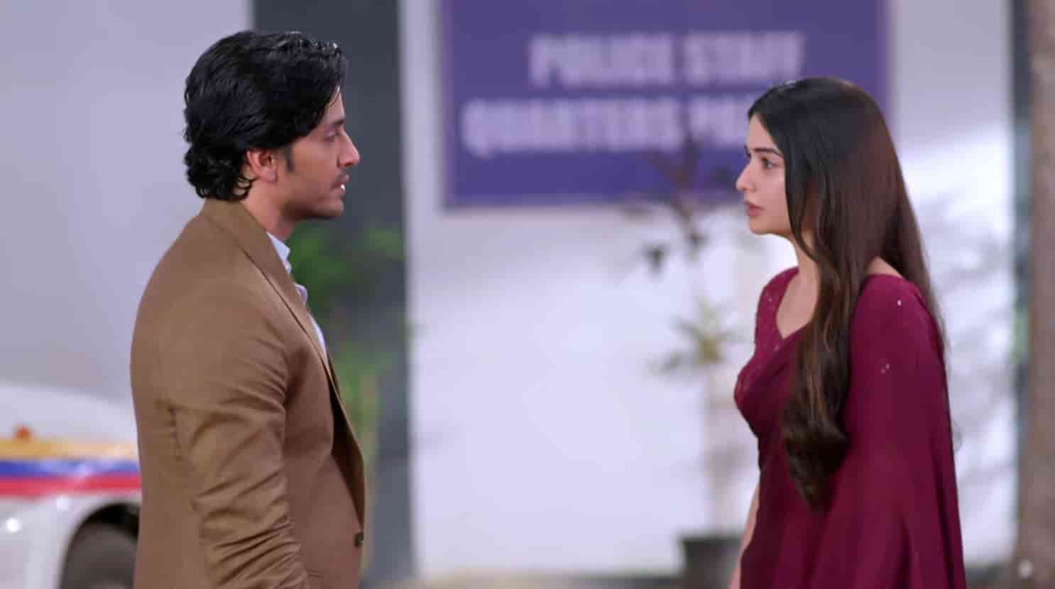 Ghum Hai Kisikey Pyaar Meiin 4th July 2025 Written Episode Update: Is it Savi and Neil's Emotional Farewell?
