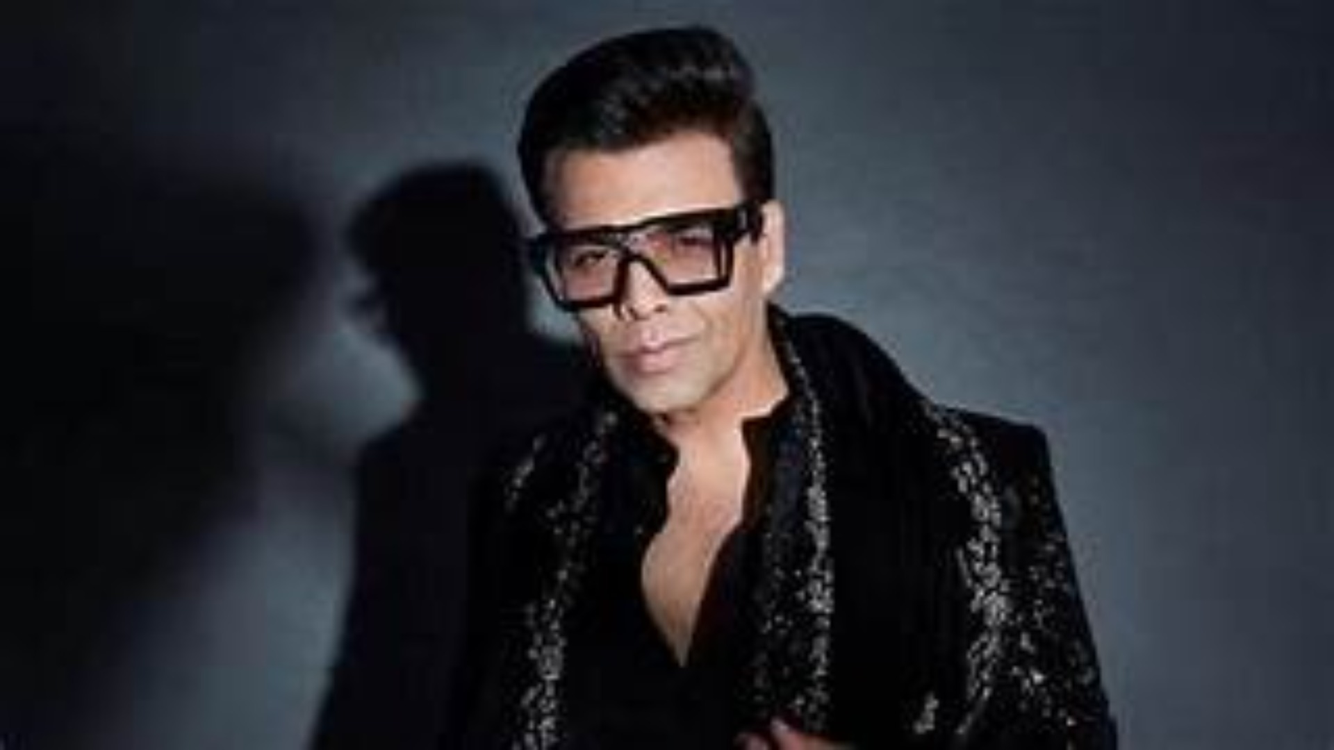 Karan Johar: Karan Johar's Candid Confessions on Too Much with Kajol and Twinkle
